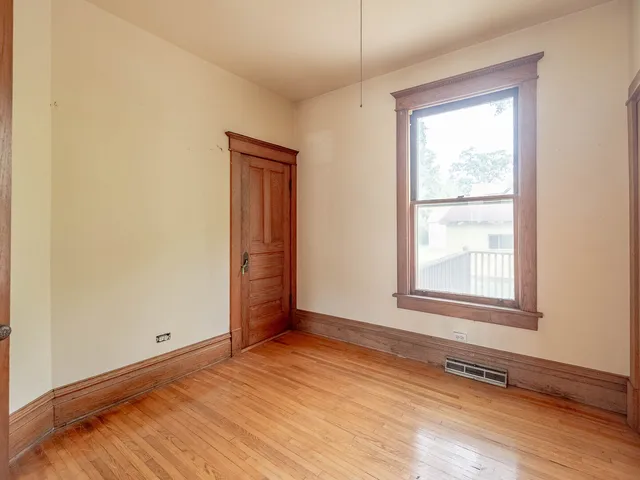 $149,900 | 514 North Street, Crete, IL 60417