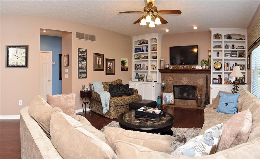 10940 Fairway Ridge Lane Fishers, IN 46037 - Photo 11 of 44 Gallery Image 11