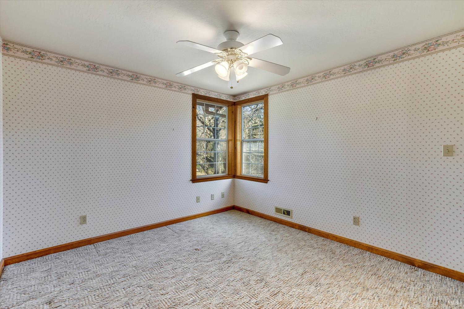 20 Rosedale Road Calistoga, CA 94515 - Photo 35 of 47 a view of an empty room with a window