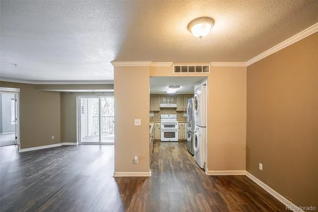 $2,300 | 12208 West Dorado Place, Unit 207, Littleton, CO 80127