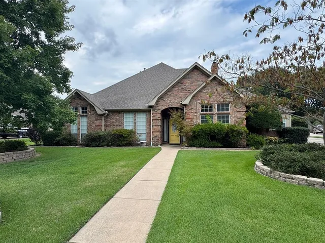 $475,000 | 2865 Oak Creek Drive, Paris, TX 75462