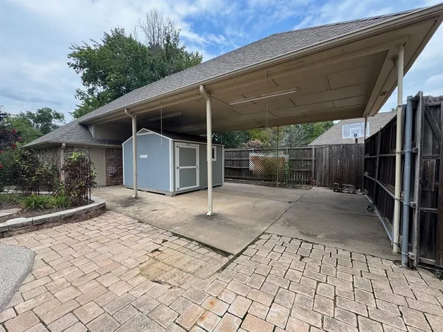 $475,000 | 2865 Oak Creek Drive, Paris, TX 75462