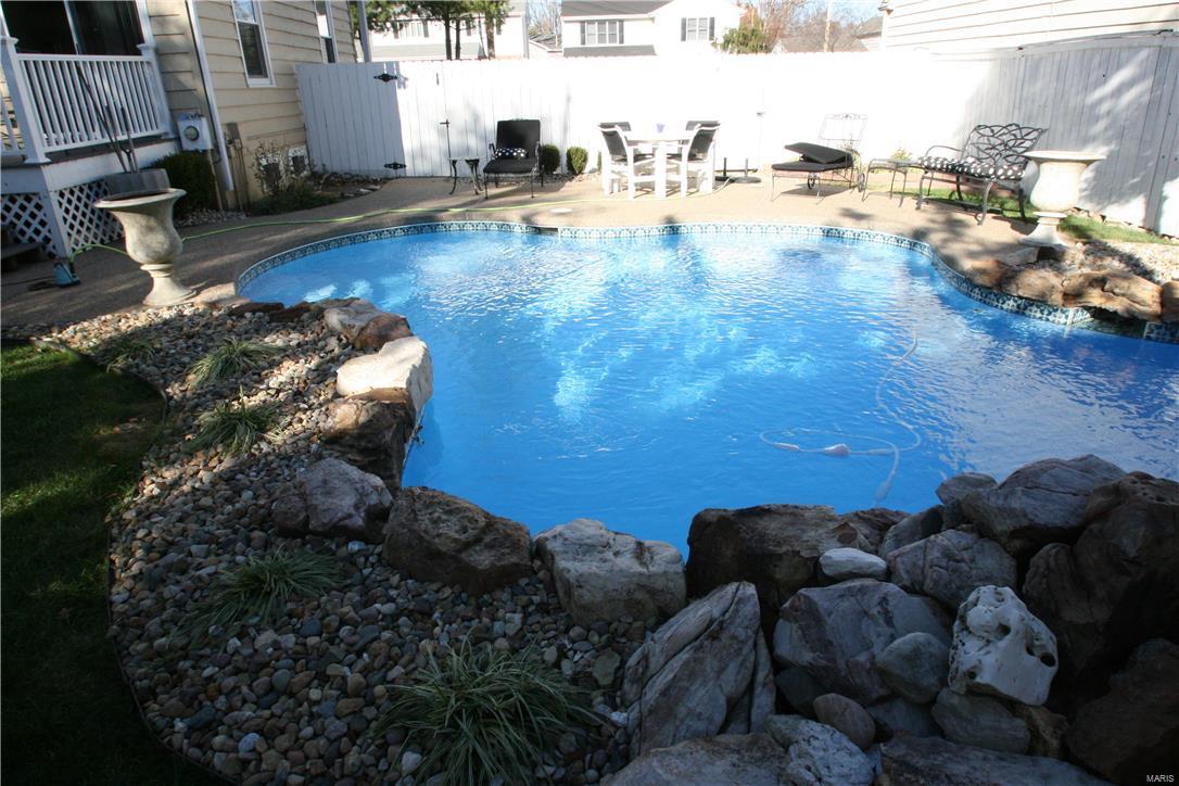 10356 Conway Road Frontenac, MO 63131 - Photo 16 of 18 Gallery Image 16