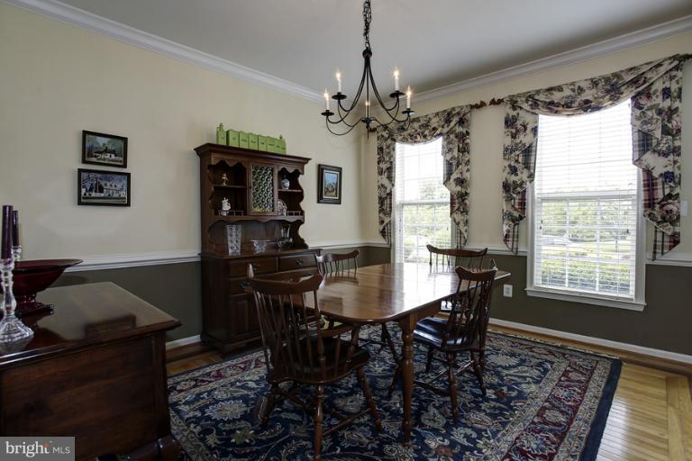 613 Havenhill Road Edgewater, MD 21037 - Photo 15 of 26 Dining Room