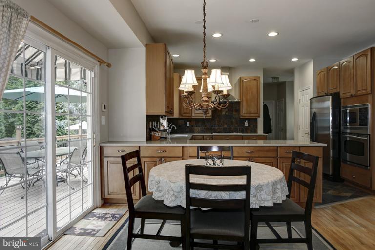 613 Havenhill Road Edgewater, MD 21037 - Photo 16 of 26 Interior (General)