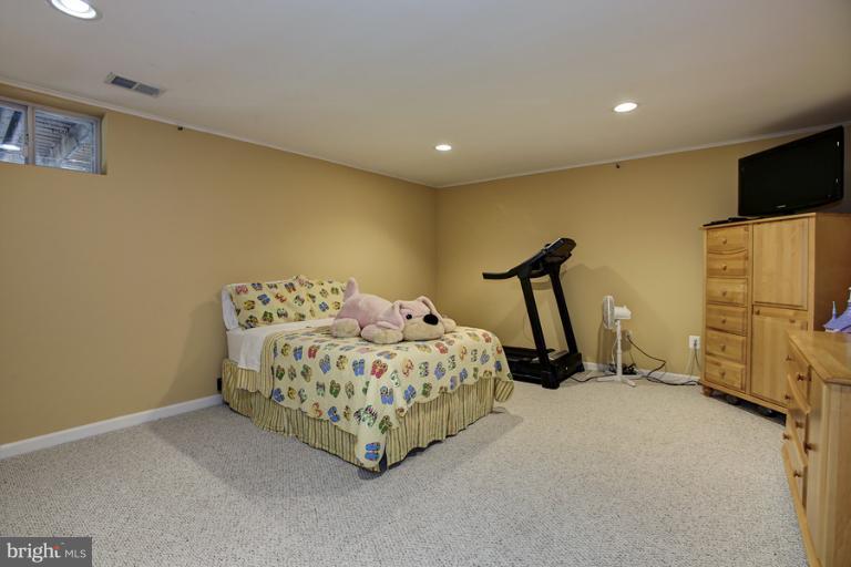 613 Havenhill Road Edgewater, MD 21037 - Photo 21 of 26 Bedroom