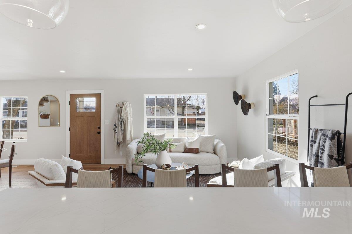 2310 West Frederic Street Boise, ID 83705 - Photo 7 of 42