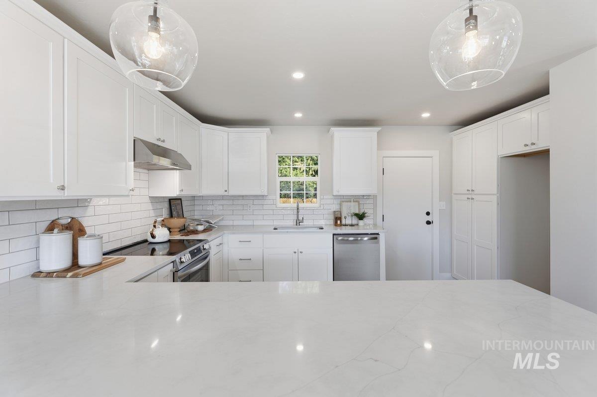 2310 West Frederic Street Boise, ID 83705 - Photo 8 of 42