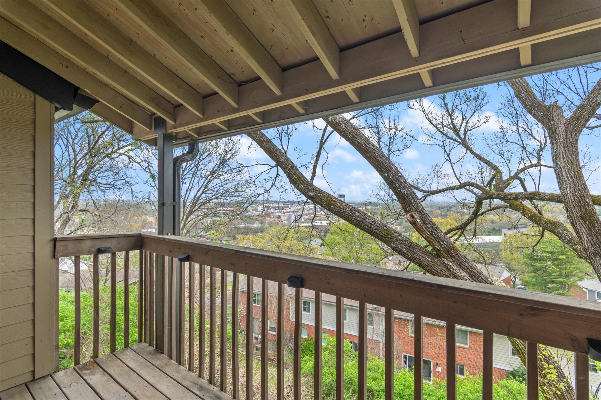 447 Summit Ridge Place Nashville, TN 37215 - Photo 3 of 22 Gallery Image 3