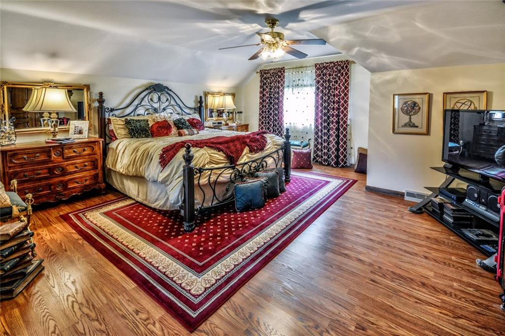 10386 Grubbs Road Wexford, PA 15090 - Photo 14 of 23 Gallery Image 14
