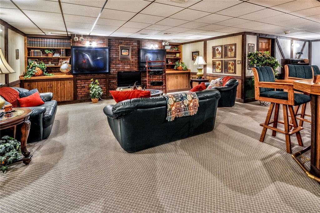 10386 Grubbs Road Wexford, PA 15090 - Photo 20 of 23 Gallery Image 20