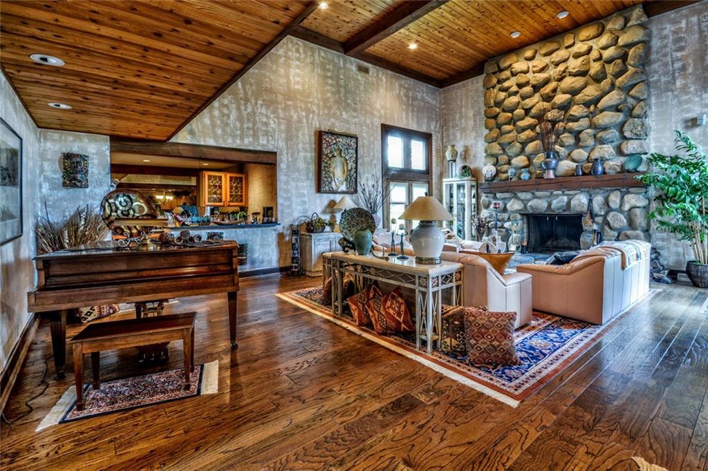10386 Grubbs Road Wexford, PA 15090 - Photo 7 of 23 Gallery Image 7