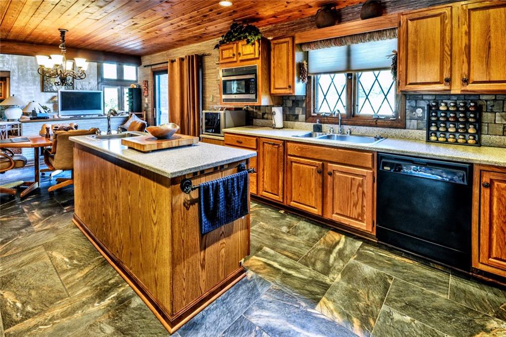 10386 Grubbs Road Wexford, PA 15090 - Photo 10 of 23 Gallery Image 10