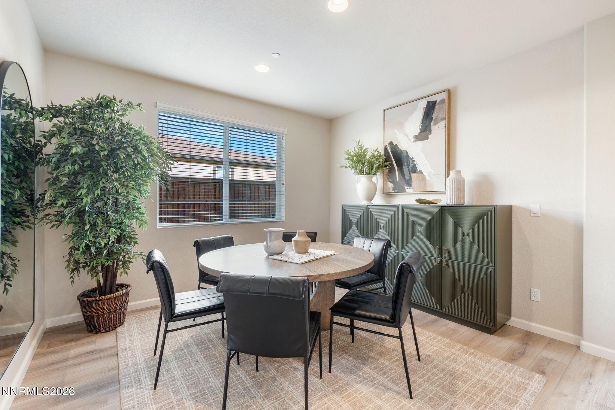 2995 Brachetto Loop Sparks, NV 89434 - Photo 15 of 45 Dining Room
