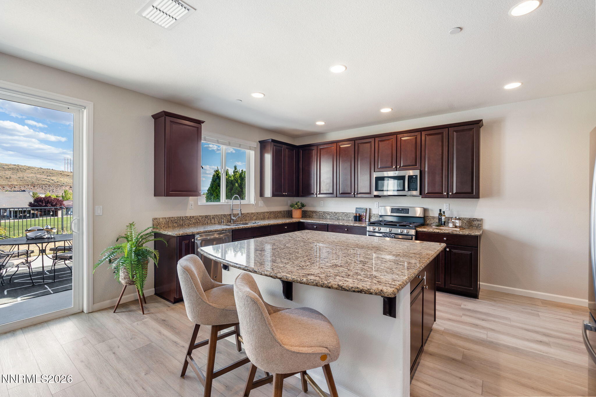 2995 Brachetto Loop Sparks, NV 89434 - Photo 10 of 45 Kitchen