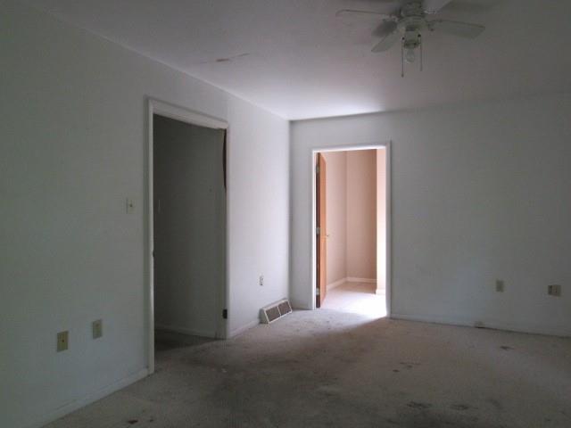 4288 Hochberg Road Pittsburgh, PA 15235 - Photo 16 of 23 Gallery Image 16