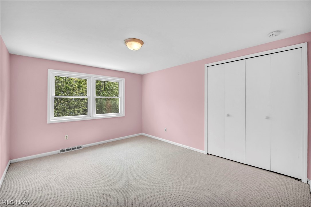37472 Hunters Ridge Solon, OH 44139 - Photo 33 of 50 Gallery Image 33