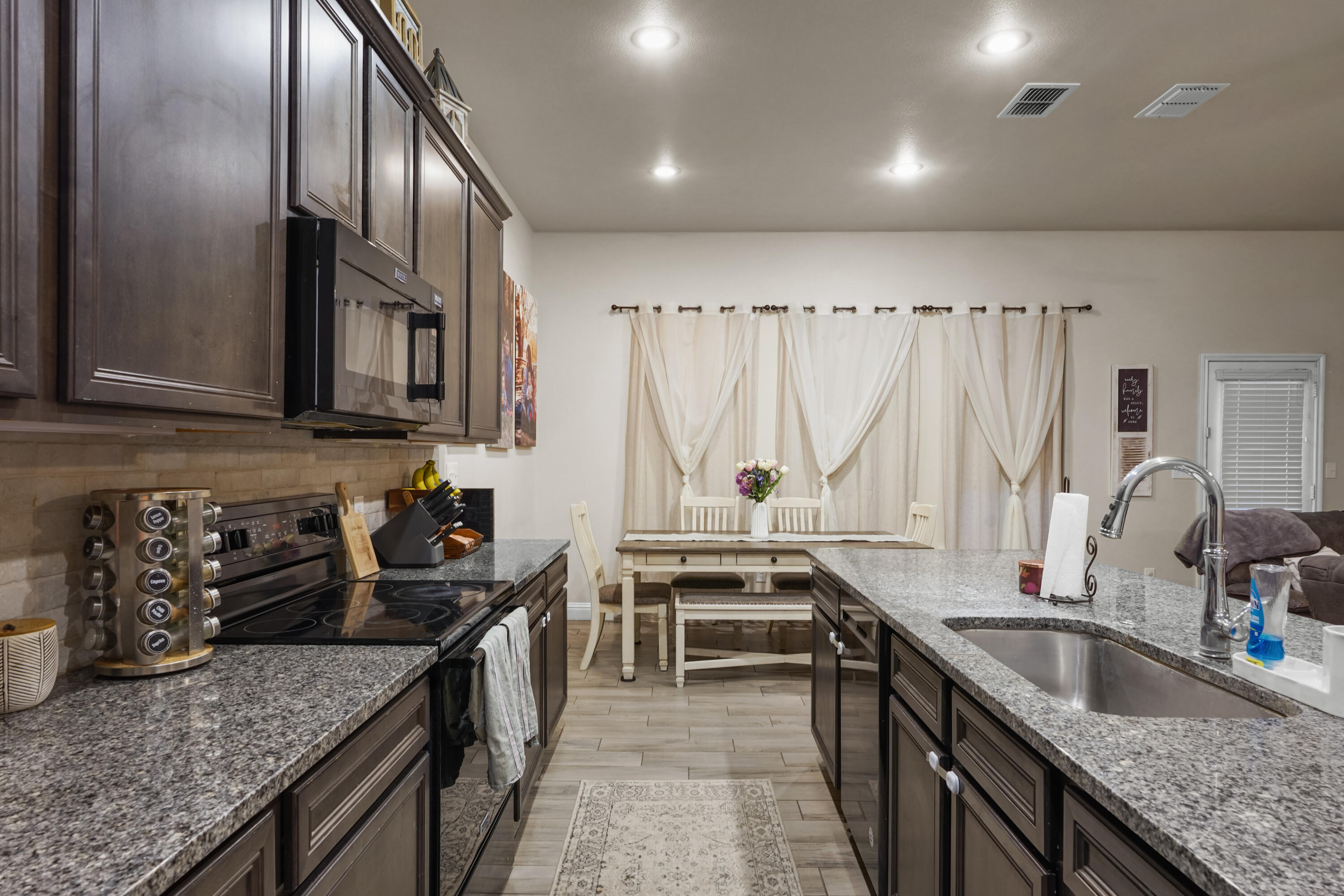 13802 Avenue West Lubbock, TX 79423 - Photo 14 of 21 DSC04346