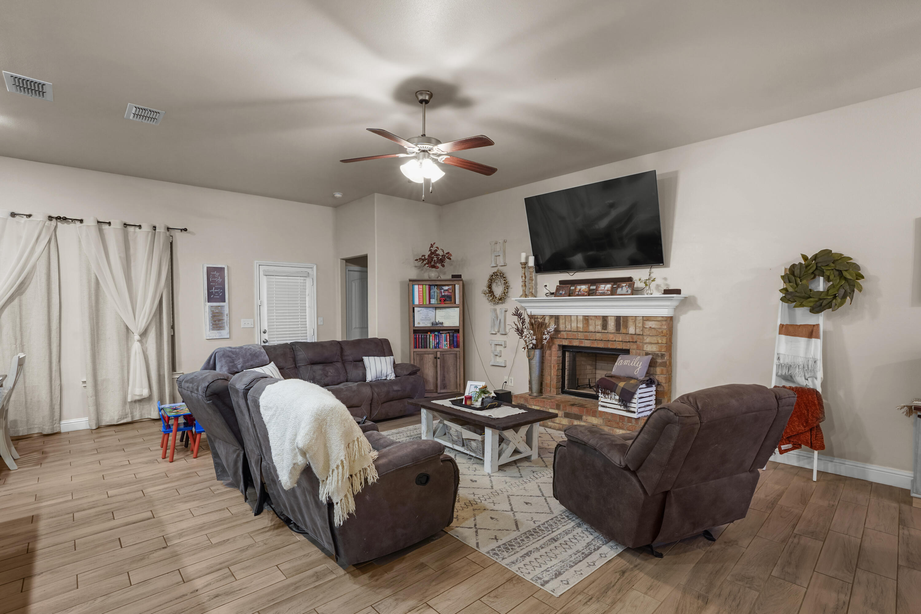 13802 Avenue West Lubbock, TX 79423 - Photo 8 of 21 DSC04271