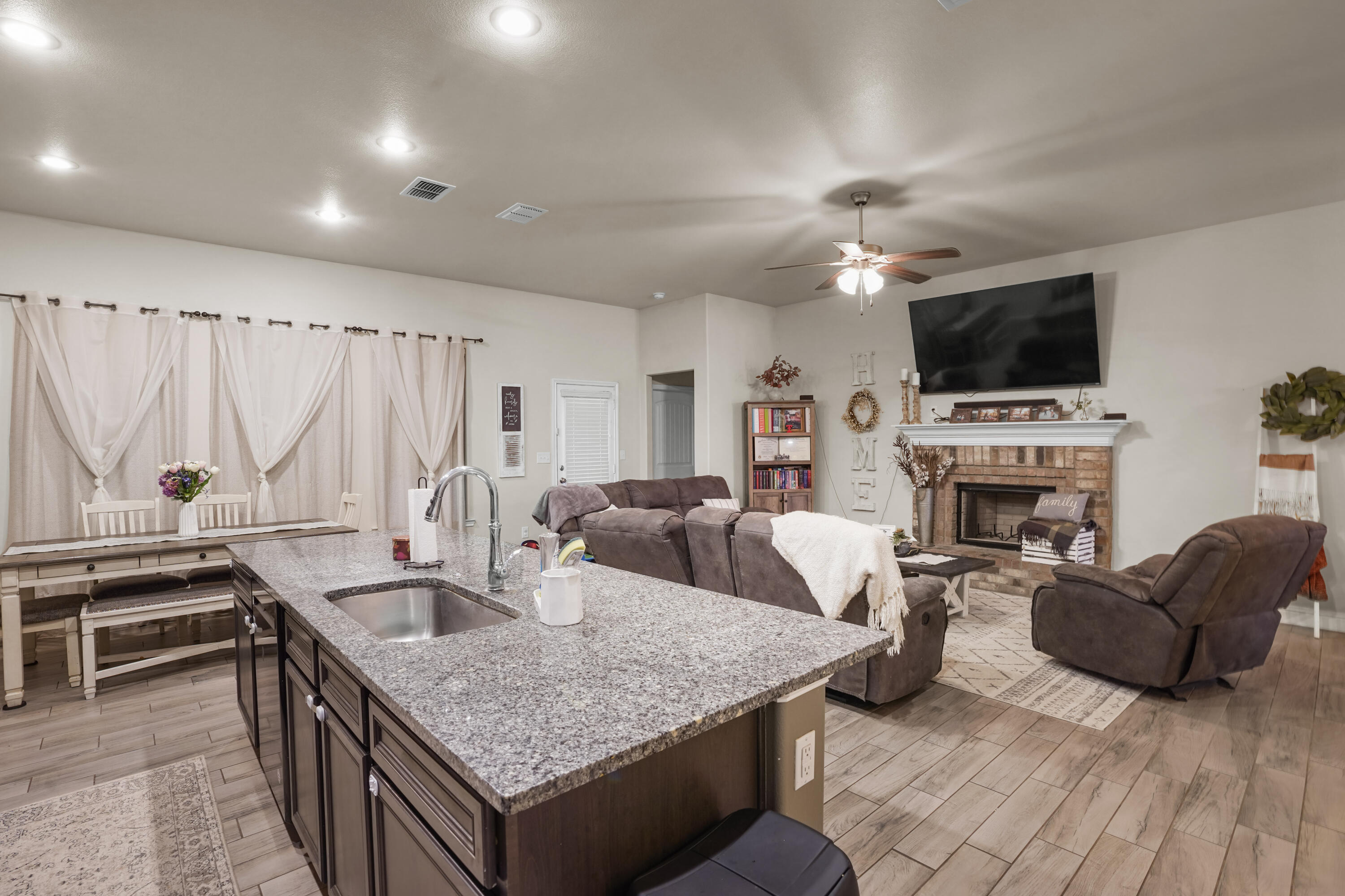 13802 Avenue West Lubbock, TX 79423 - Photo 10 of 21 DSC04286