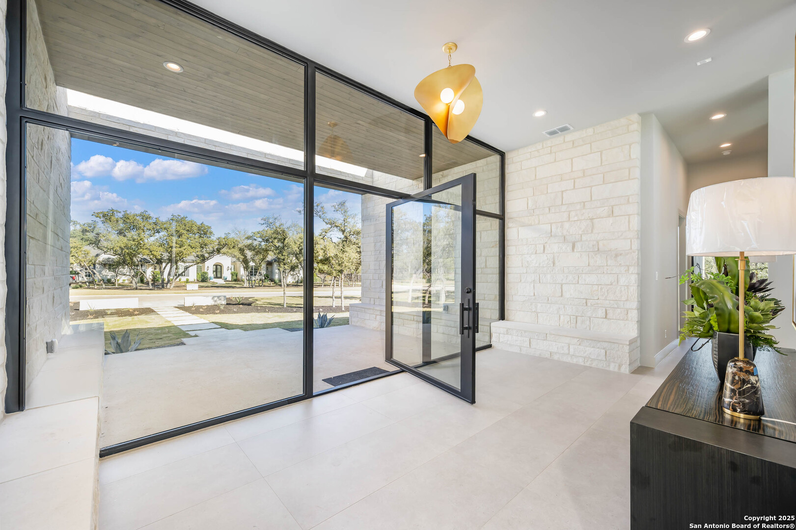 108 Whittingham Road San Antonio, TX 78231 - Photo 16 of 45