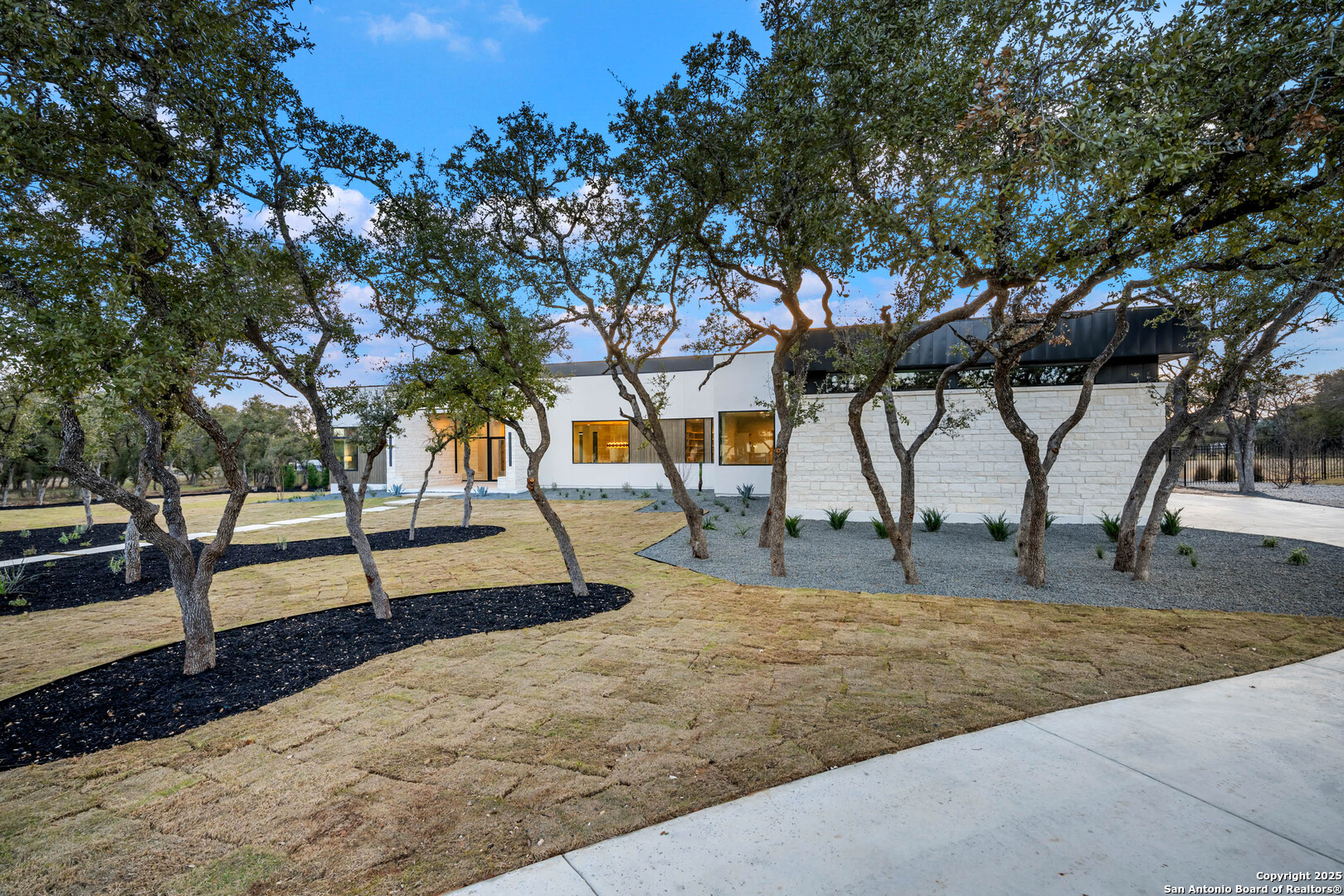 108 Whittingham Road San Antonio, TX 78231 - Photo 2 of 45