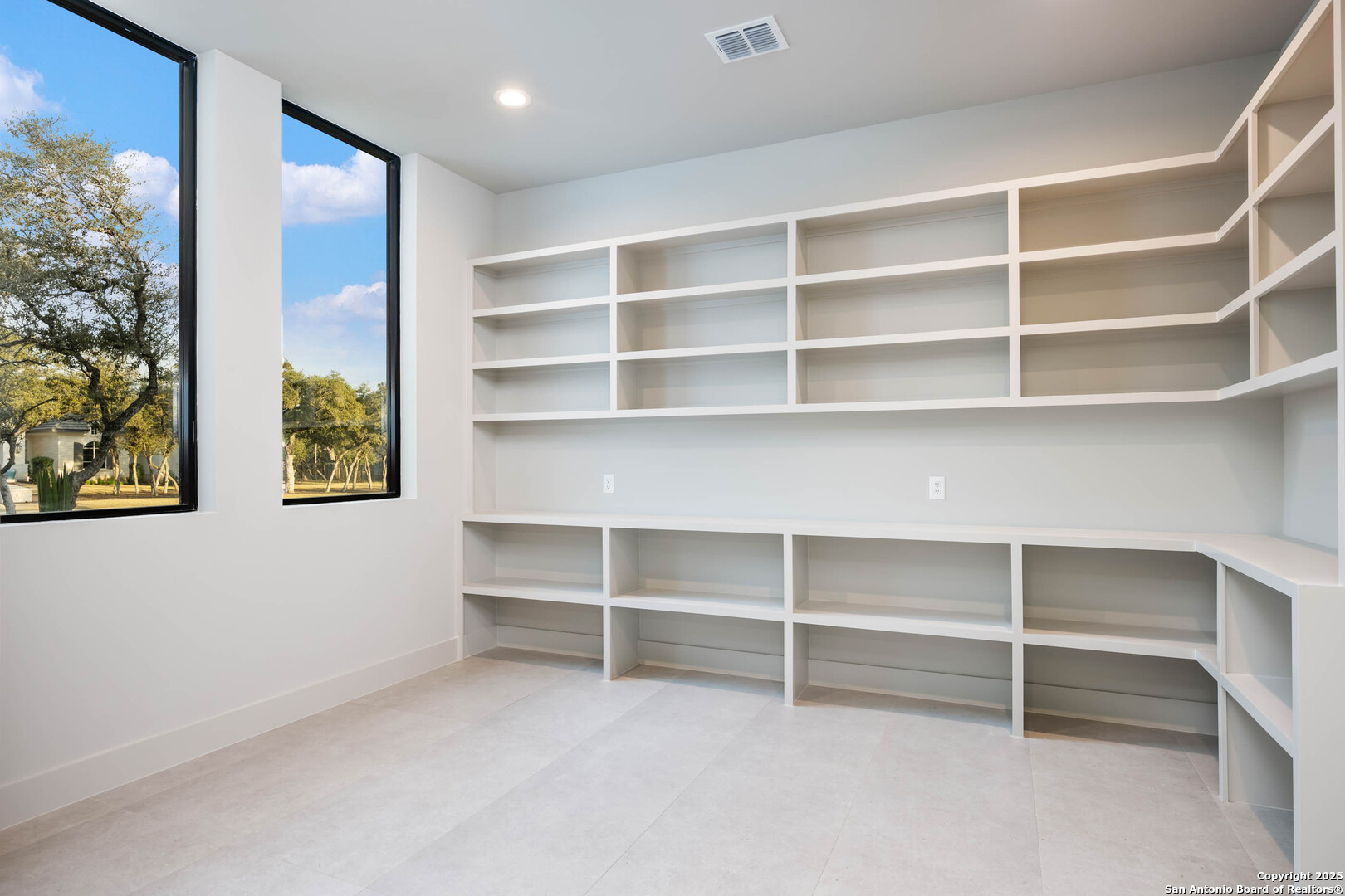 108 Whittingham Road San Antonio, TX 78231 - Photo 28 of 45