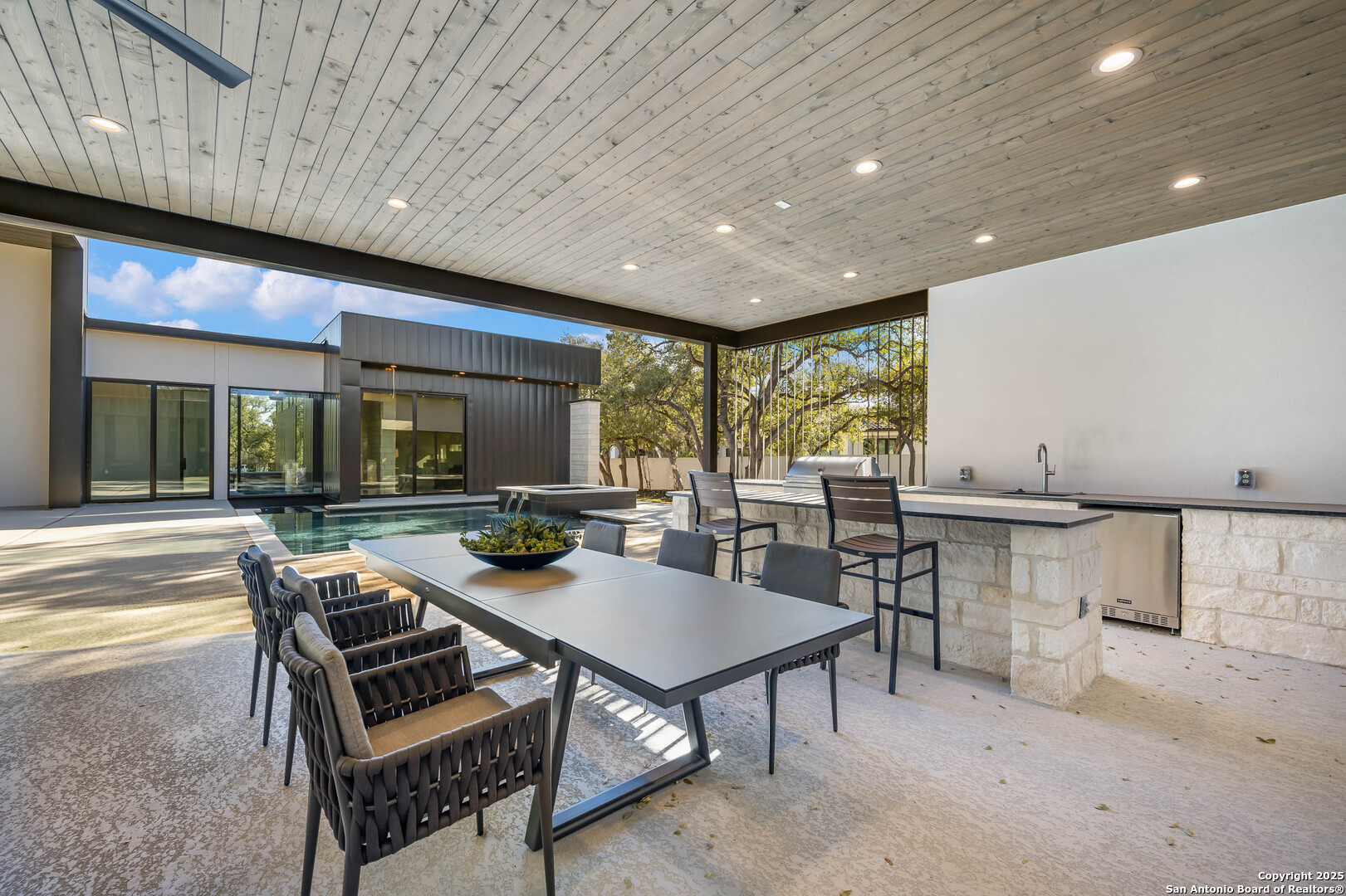 108 Whittingham Road San Antonio, TX 78231 - Photo 9 of 45