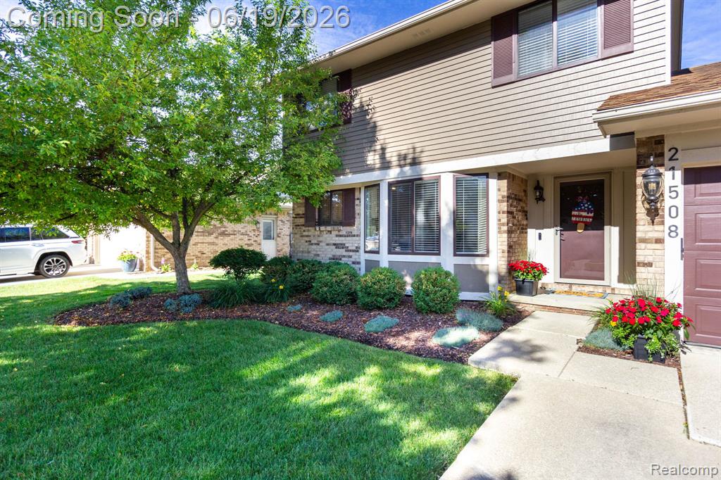 21508 Hall Road Trenton, MI 48183 - Photo 4 of 43