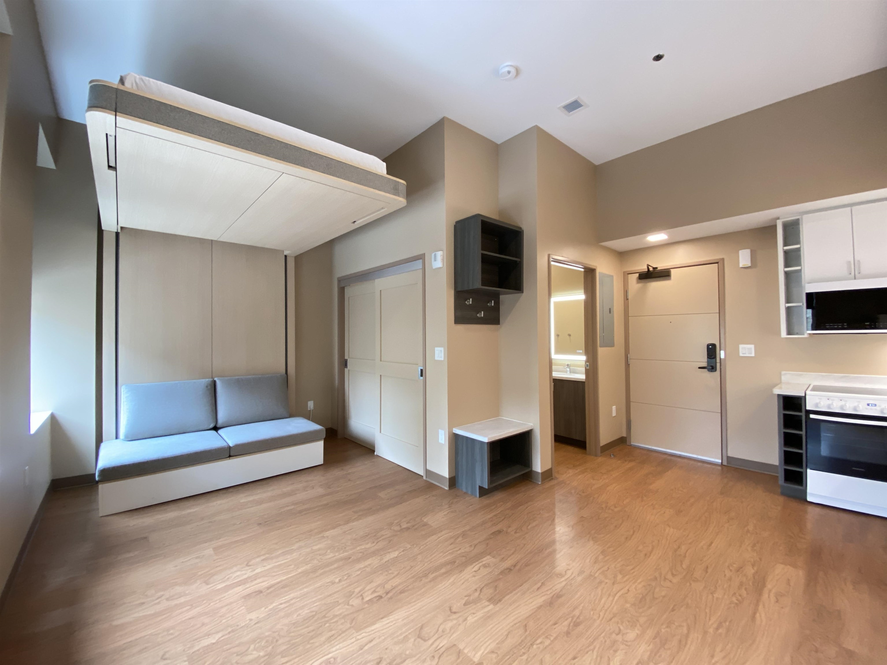 83 Hanover Street, Unit 210 Manchester, NH 03101 - Photo 15 of 36