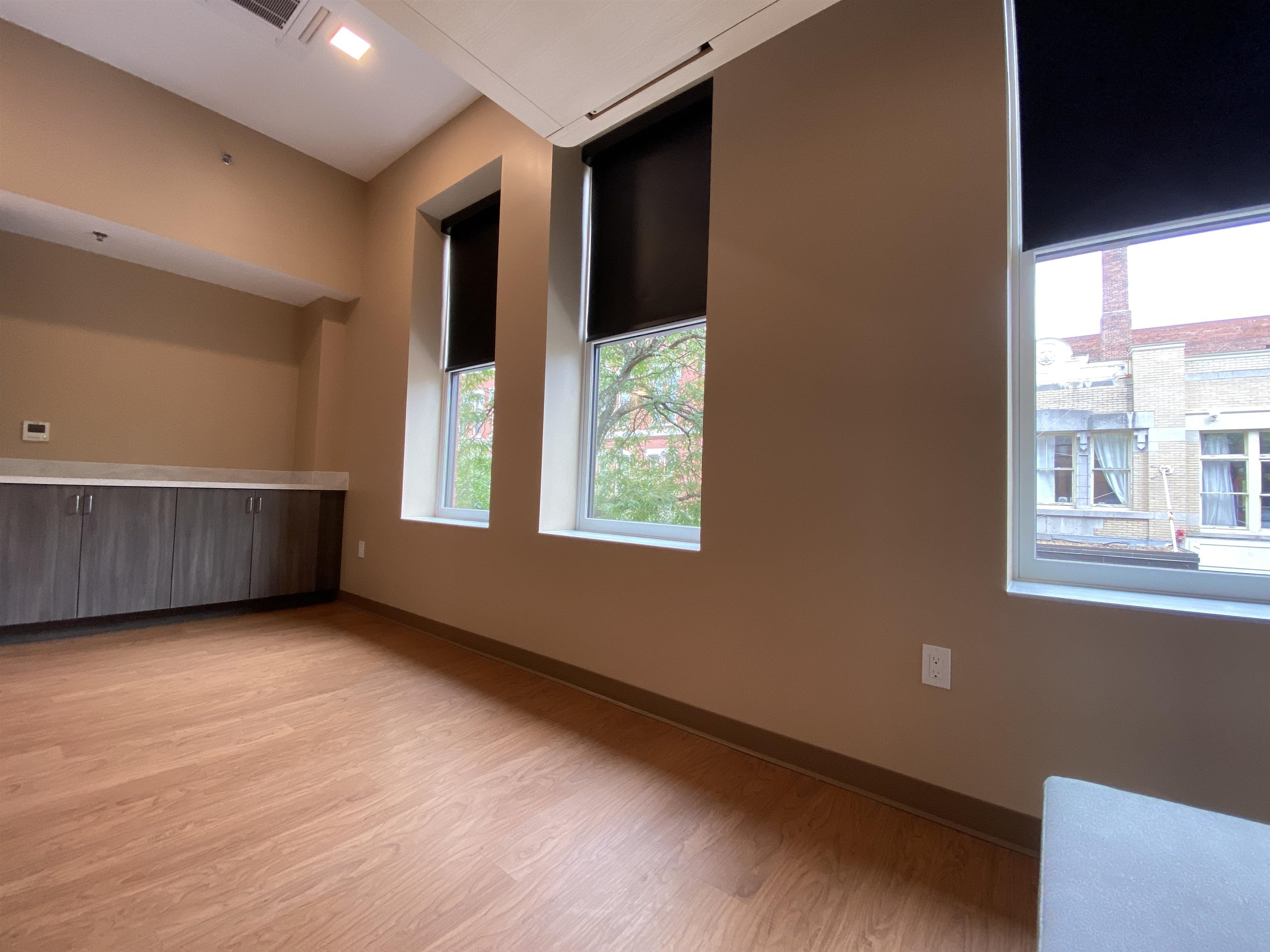 83 Hanover Street, Unit 210 Manchester, NH 03101 - Photo 17 of 36