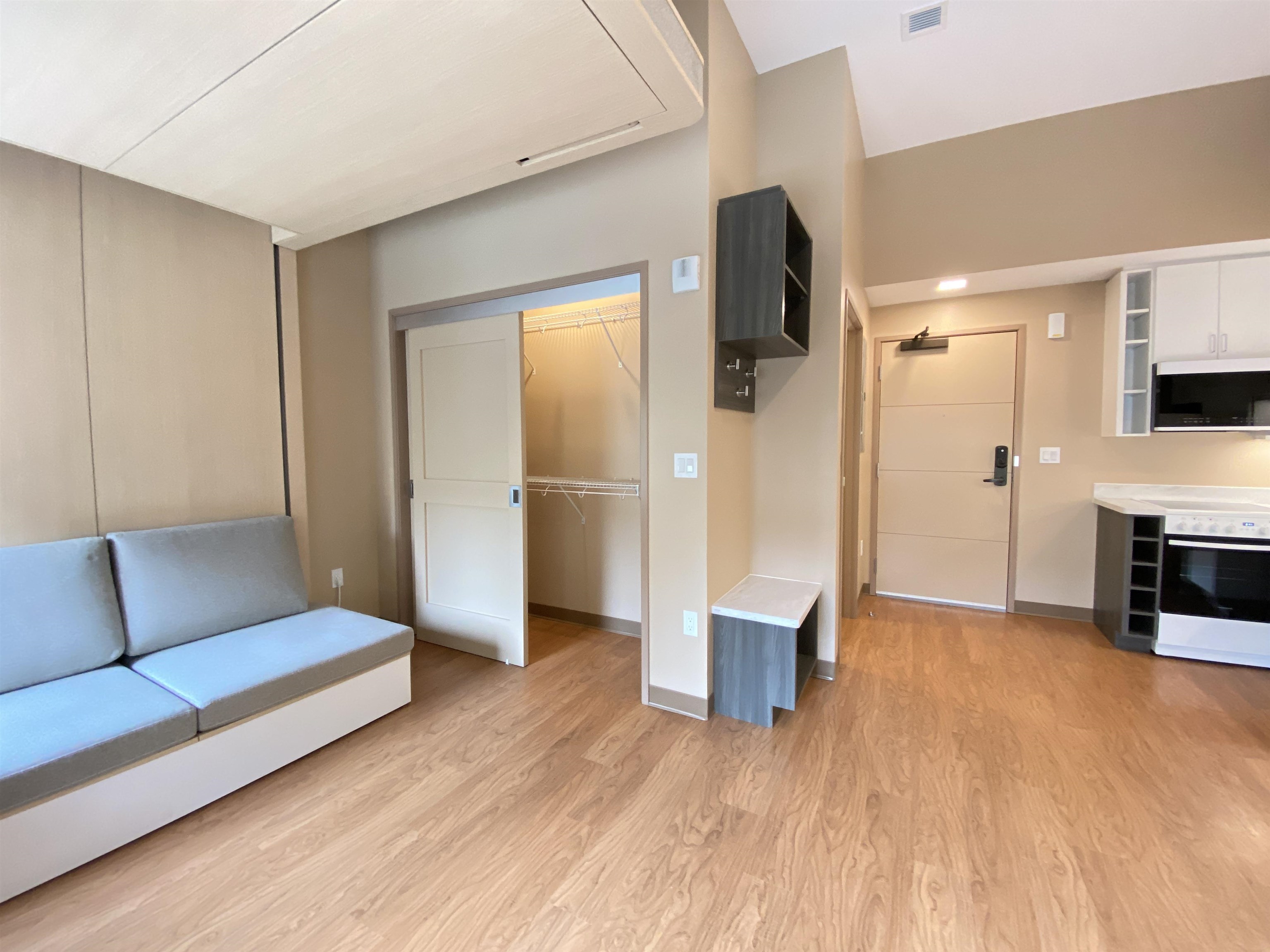 83 Hanover Street, Unit 210 Manchester, NH 03101 - Photo 19 of 36