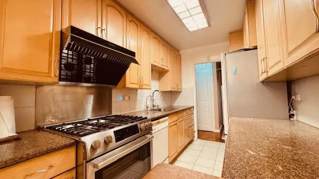 $585,000 | 142-05 Roosevelt Avenue, Unit 204 | Downtown Flushing