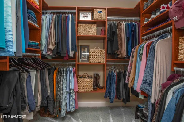 $1,200,000 | 2278 Lower Rinehart Road, Dandridge, TN 37725