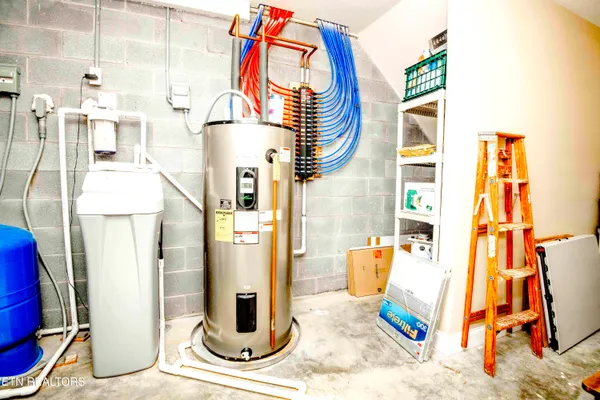 $1,200,000 | 2278 Lower Rinehart Road, Dandridge, TN 37725