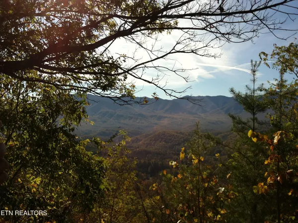 $1,200,000 | 2278 Lower Rinehart Road, Dandridge, TN 37725