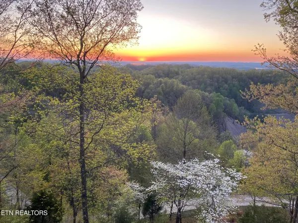 $1,200,000 | 2278 Lower Rinehart Road, Dandridge, TN 37725