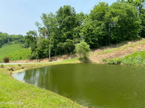 $1,200,000 | 2278 Lower Rinehart Road, Dandridge, TN 37725