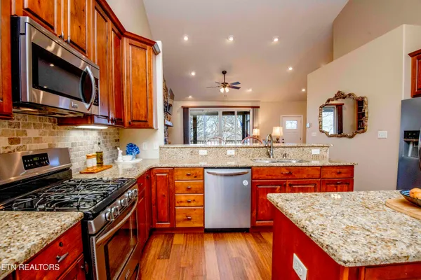 $1,200,000 | 2278 Lower Rinehart Road, Dandridge, TN 37725