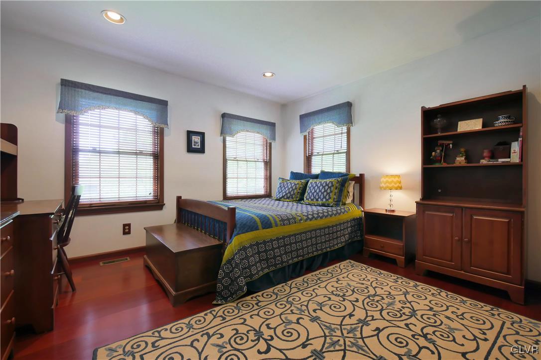 2820 Cross Creek Road Bethlehem, PA 18017 - Photo 24 of 33 Gallery Image 24
