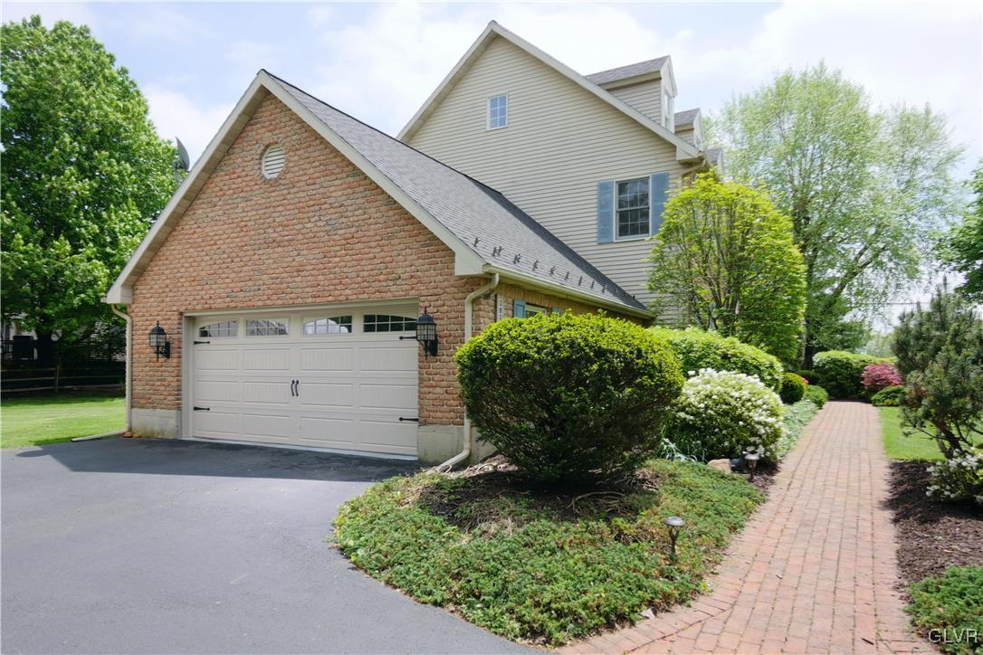 2820 Cross Creek Road Bethlehem, PA 18017 - Photo 32 of 33 Gallery Image 32
