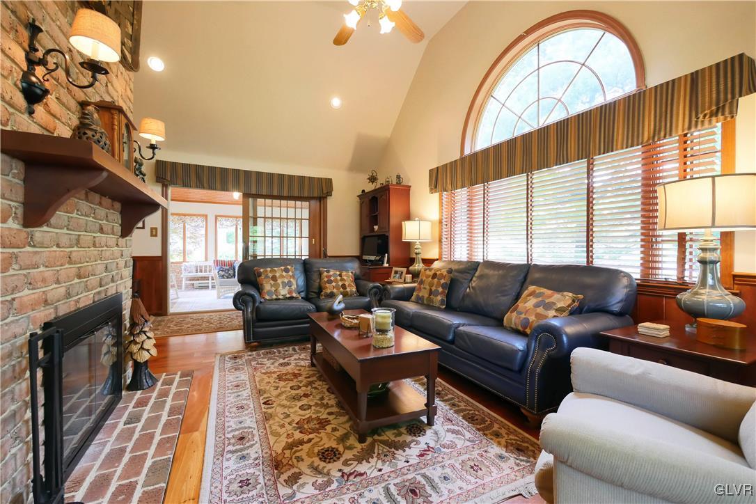 2820 Cross Creek Road Bethlehem, PA 18017 - Photo 10 of 33 Gallery Image 10