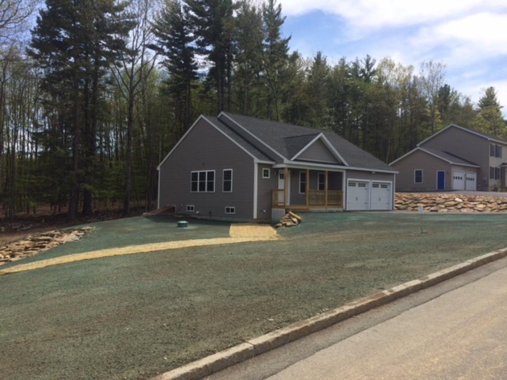 64 Ebony Drive Rochester, NH 03867 - Photo 3 of 26 Gallery Image 3