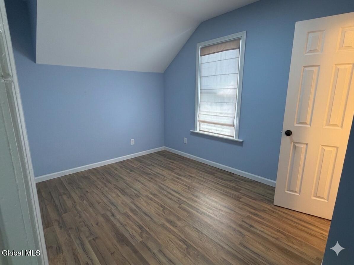 1747 Oneida Street Schenectady, NY 12308 - Photo 25 of 31 IMG_7504