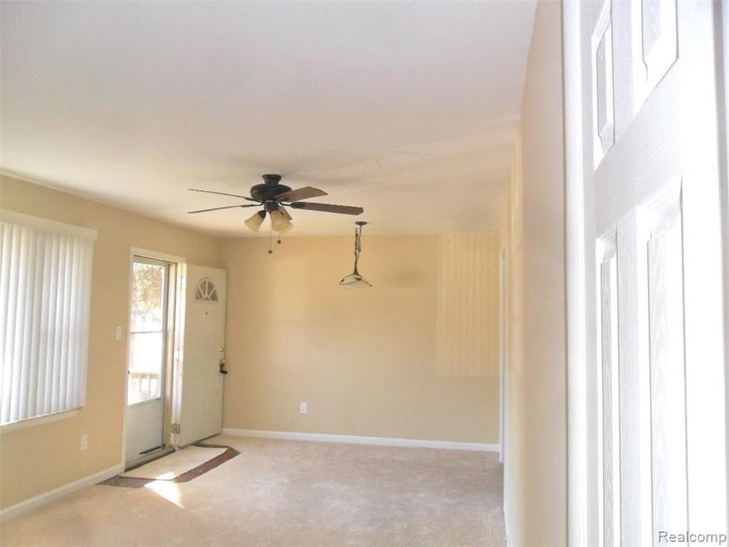 9428 Holland Road Taylor, MI 48180 - Photo 7 of 11 holland entry.JPG