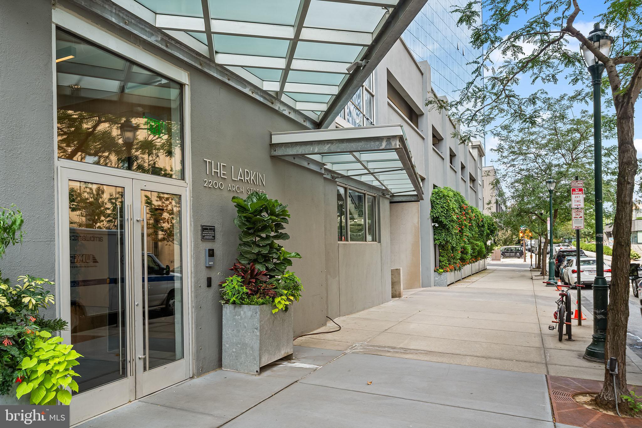 2200-28 Arch Street, Unit 404 Philadelphia, PA 19103 - Photo 3 of 50