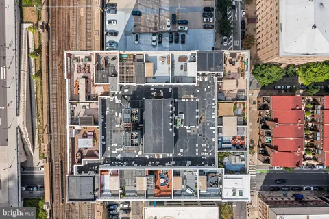 a picture of city view