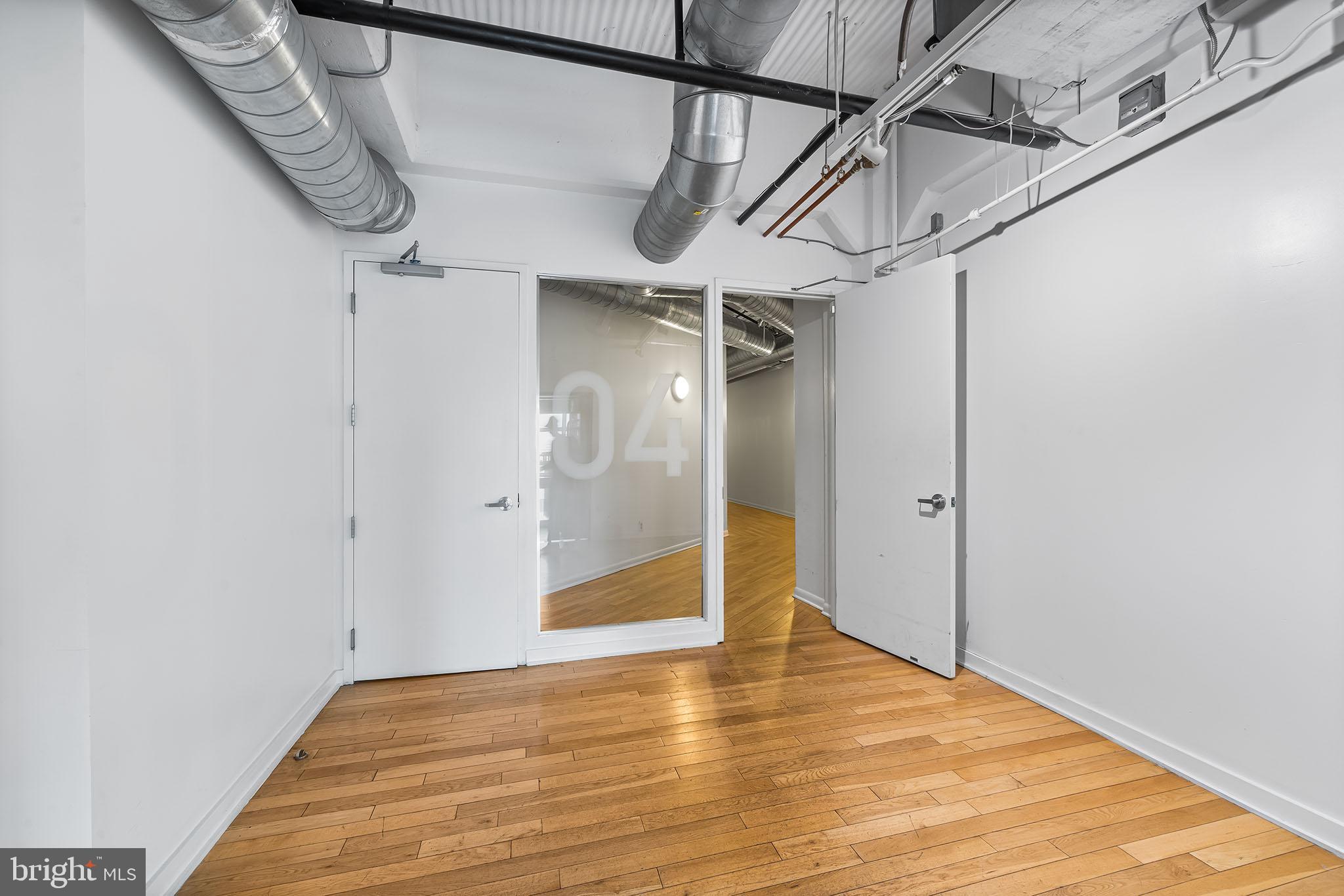 2200-28 Arch Street, Unit 404 Philadelphia, PA 19103 - Photo 47 of 50