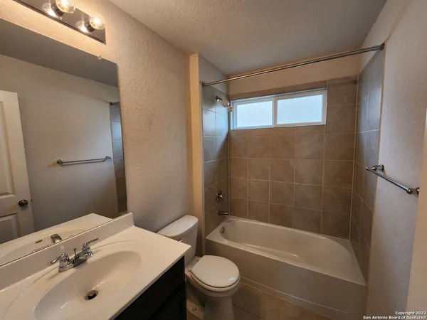 $1,795 | 13229 Needle Grass, San Antonio, TX 78254