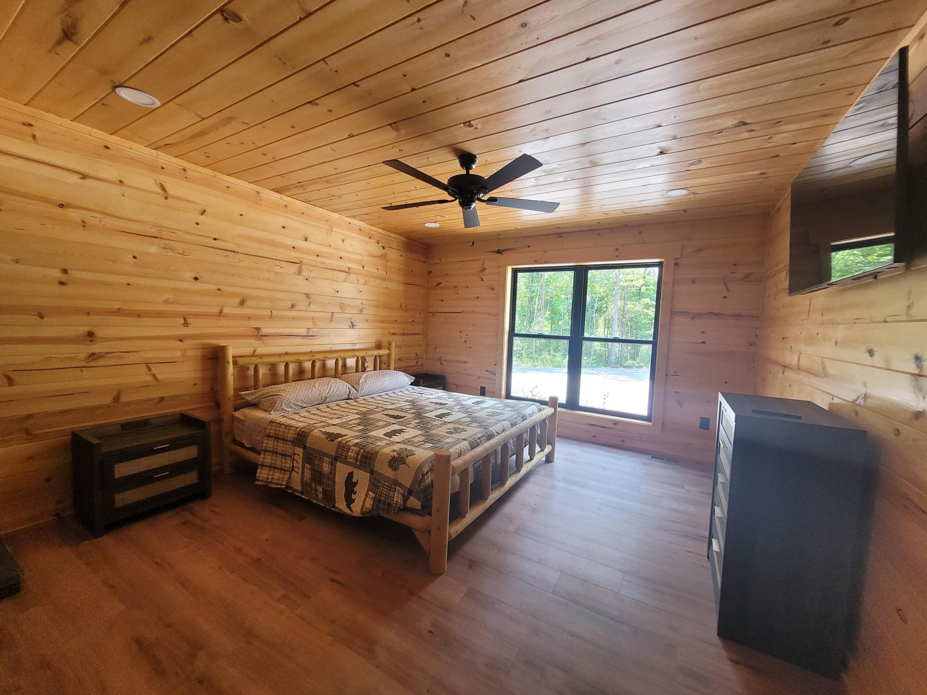 18364 Buckingham Road Logan, OH 43138 - Photo 38 of 41 Lodge 2 Master Bedroom